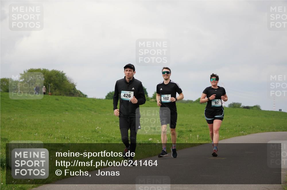 05.05.2024 - 7. Wedeler Halbmarathon Fuchs,  Jonas http://msf.ph/oto/6241464 05.05.2024 11:58:26 Laufen 426, 102, 97 meine-sportfotos.de