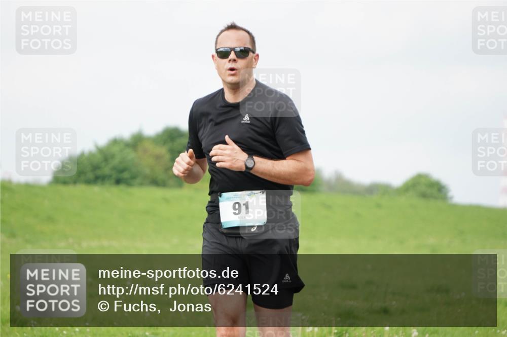 05.05.2024 - 7. Wedeler Halbmarathon Fuchs,  Jonas http://msf.ph/oto/6241524 05.05.2024 11:58:52 Laufen 91 meine-sportfotos.de