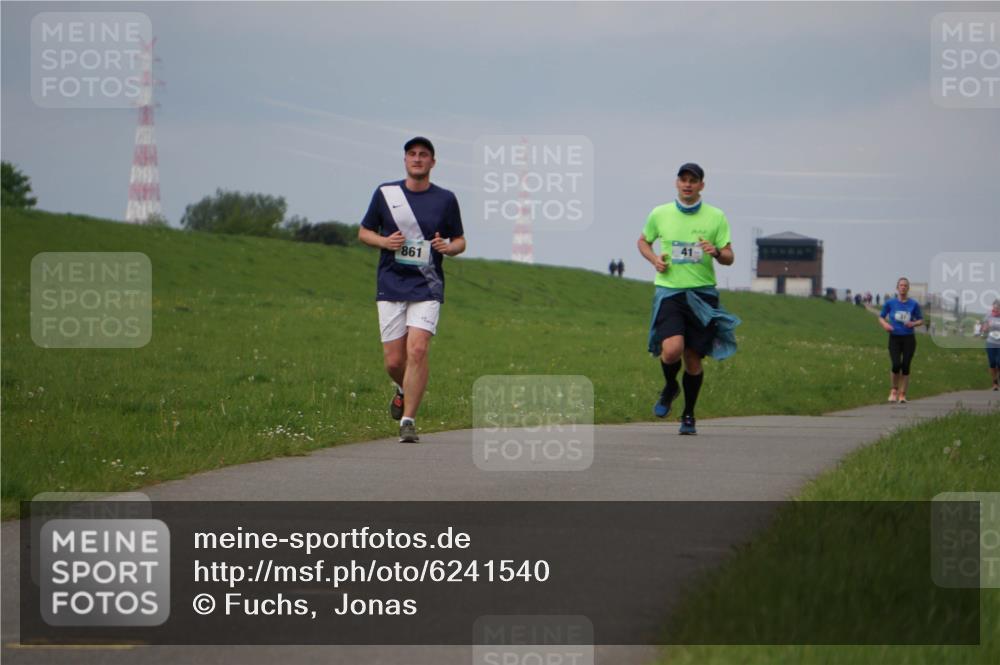 05.05.2024 - 7. Wedeler Halbmarathon Fuchs,  Jonas http://msf.ph/oto/6241540 05.05.2024 11:59:01 Laufen 861 meine-sportfotos.de