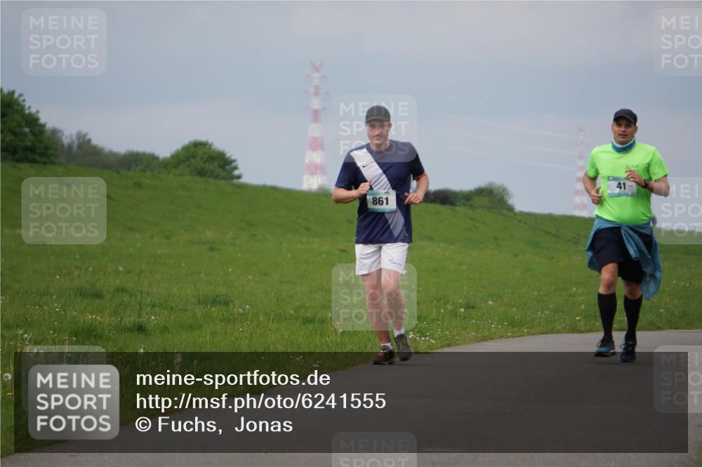 05.05.2024 - 7. Wedeler Halbmarathon Fuchs,  Jonas http://msf.ph/oto/6241555 05.05.2024 11:59:04 Laufen 861, 41 meine-sportfotos.de