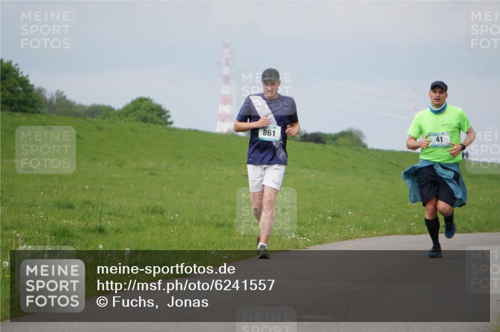 05.05.2024 - 7. Wedeler Halbmarathon Fuchs,  Jonas http://msf.ph/oto/6241557 05.05.2024 11:59:04 Laufen 861, 41 meine-sportfotos.de