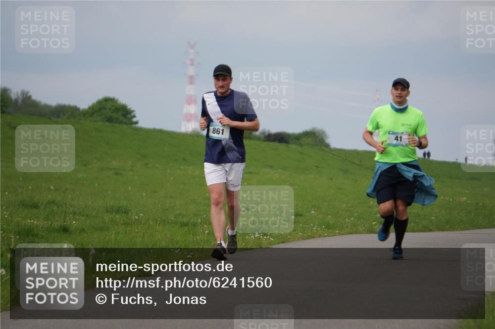 05.05.2024 - 7. Wedeler Halbmarathon Fuchs,  Jonas http://msf.ph/oto/6241560 05.05.2024 11:59:05 Laufen 861, 41 meine-sportfotos.de