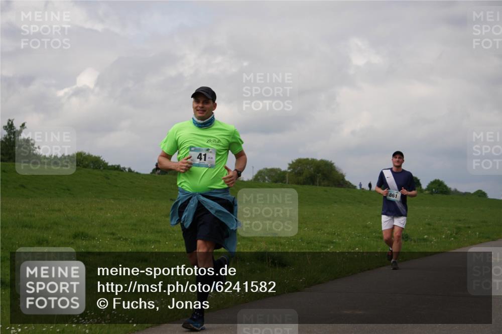 05.05.2024 - 7. Wedeler Halbmarathon Fuchs,  Jonas http://msf.ph/oto/6241582 05.05.2024 11:59:14 Laufen 41, 861 meine-sportfotos.de