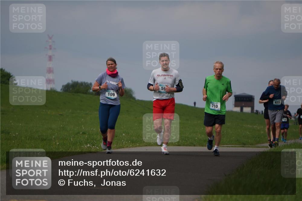 05.05.2024 - 7. Wedeler Halbmarathon Fuchs,  Jonas http://msf.ph/oto/6241632 05.05.2024 11:59:45 Laufen 59, 109, 672, 710, 734 meine-sportfotos.de