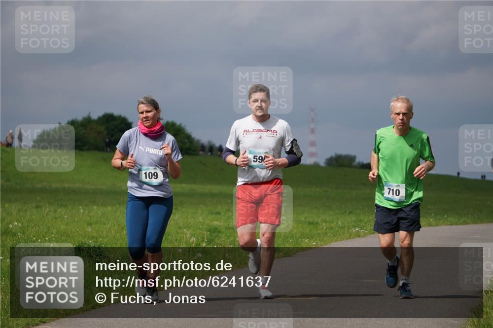 05.05.2024 - 7. Wedeler Halbmarathon Fuchs,  Jonas http://msf.ph/oto/6241637 05.05.2024 11:59:54 Laufen 109, 59, 710 meine-sportfotos.de
