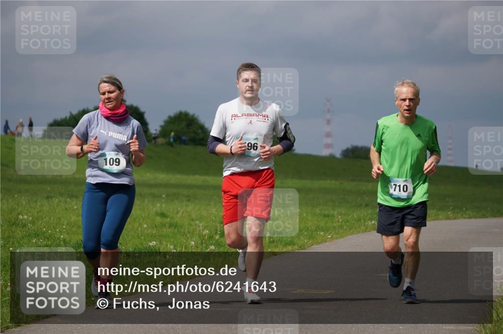 05.05.2024 - 7. Wedeler Halbmarathon Fuchs,  Jonas http://msf.ph/oto/6241643 05.05.2024 11:59:54 Laufen 109, 96, 710 meine-sportfotos.de