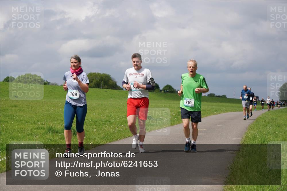 05.05.2024 - 7. Wedeler Halbmarathon Fuchs,  Jonas http://msf.ph/oto/6241653 05.05.2024 11:59:58 Laufen 109, 710 meine-sportfotos.de