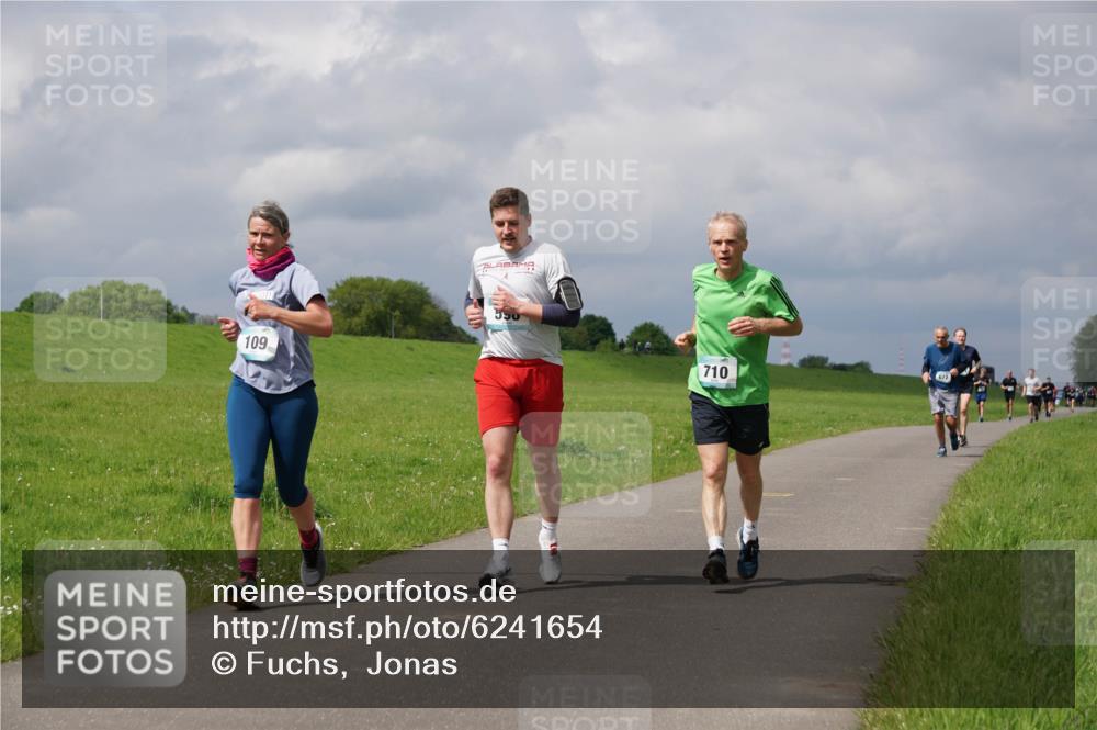 05.05.2024 - 7. Wedeler Halbmarathon Fuchs,  Jonas http://msf.ph/oto/6241654 05.05.2024 11:59:58 Laufen 109, 710 meine-sportfotos.de