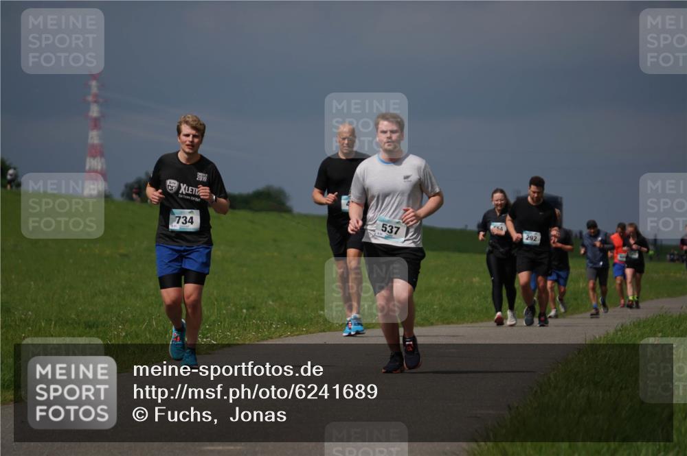 05.05.2024 - 7. Wedeler Halbmarathon Fuchs,  Jonas http://msf.ph/oto/6241689 05.05.2024 12:00:17 Laufen 2019, 537, 734, 292 meine-sportfotos.de