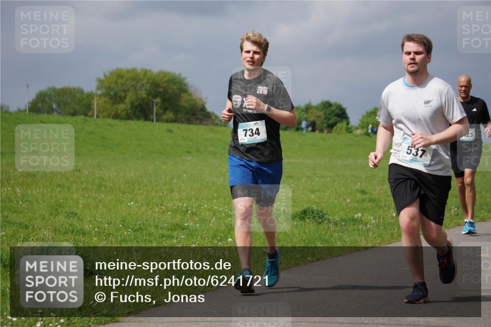 05.05.2024 - 7. Wedeler Halbmarathon Fuchs,  Jonas http://msf.ph/oto/6241721 05.05.2024 12:00:26 Laufen 2019, 057, 734, 851, 537, 23 meine-sportfotos.de