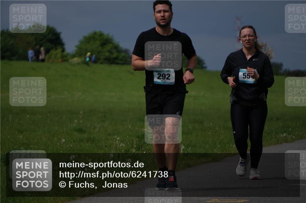 05.05.2024 - 7. Wedeler Halbmarathon Fuchs,  Jonas http://msf.ph/oto/6241738 05.05.2024 12:00:33 Laufen 292, 55 meine-sportfotos.de