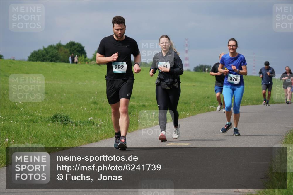 05.05.2024 - 7. Wedeler Halbmarathon Fuchs,  Jonas http://msf.ph/oto/6241739 05.05.2024 12:00:34 Laufen 292, 878 meine-sportfotos.de
