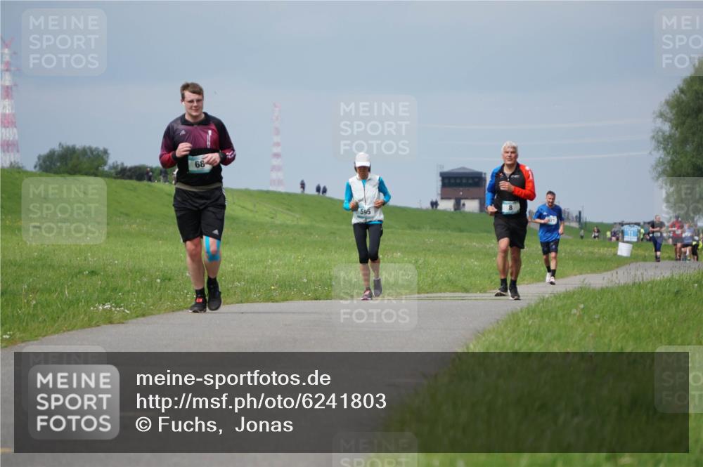 05.05.2024 - 7. Wedeler Halbmarathon Fuchs,  Jonas http://msf.ph/oto/6241803 05.05.2024 12:00:59 Laufen 68, 595 meine-sportfotos.de