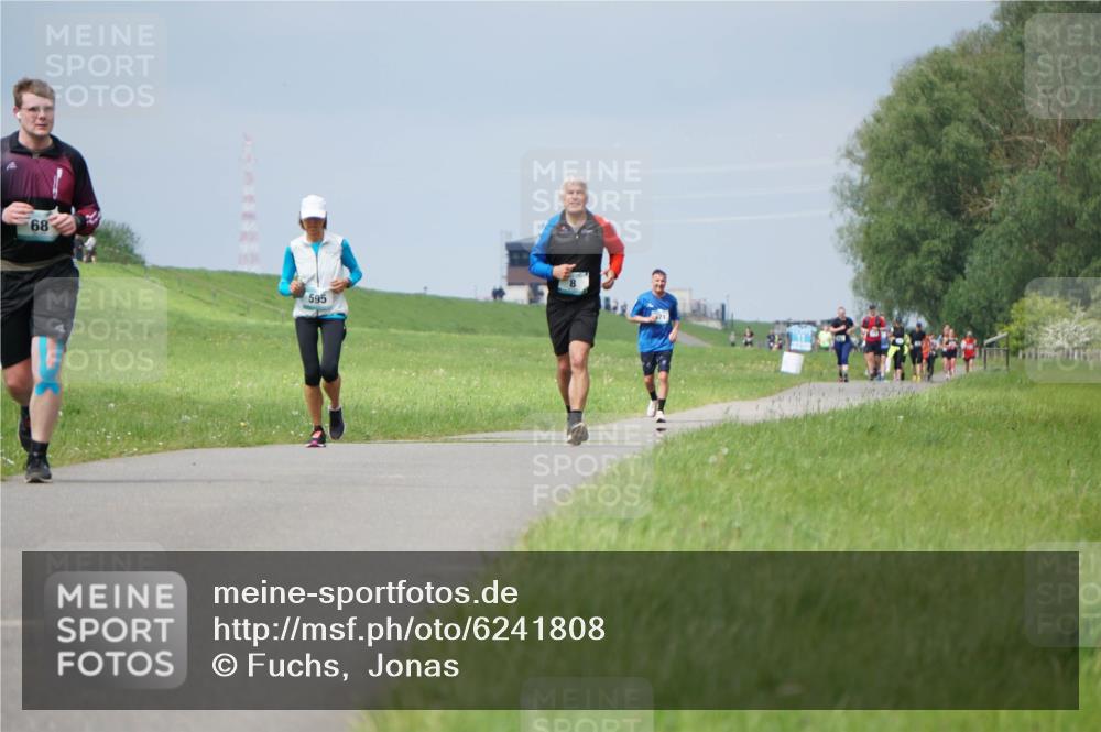 05.05.2024 - 7. Wedeler Halbmarathon Fuchs,  Jonas http://msf.ph/oto/6241808 05.05.2024 12:01:01 Laufen 68, 595 meine-sportfotos.de