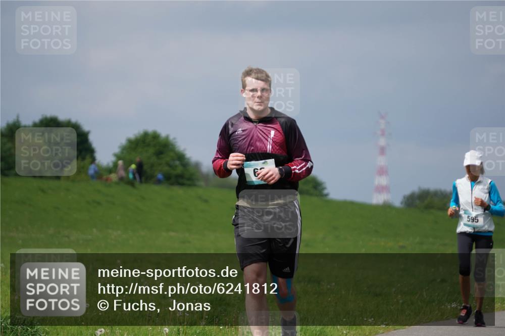 05.05.2024 - 7. Wedeler Halbmarathon Fuchs,  Jonas http://msf.ph/oto/6241812 05.05.2024 12:01:08 Laufen 595 meine-sportfotos.de
