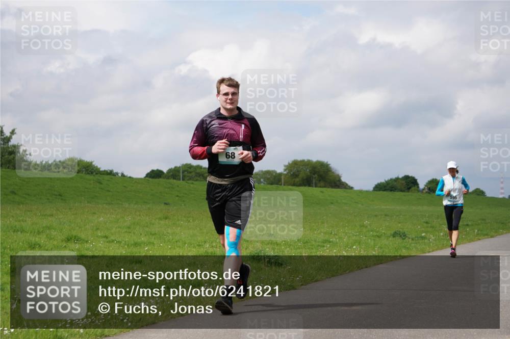 05.05.2024 - 7. Wedeler Halbmarathon Fuchs,  Jonas http://msf.ph/oto/6241821 05.05.2024 12:01:15 Laufen 68, 595 meine-sportfotos.de