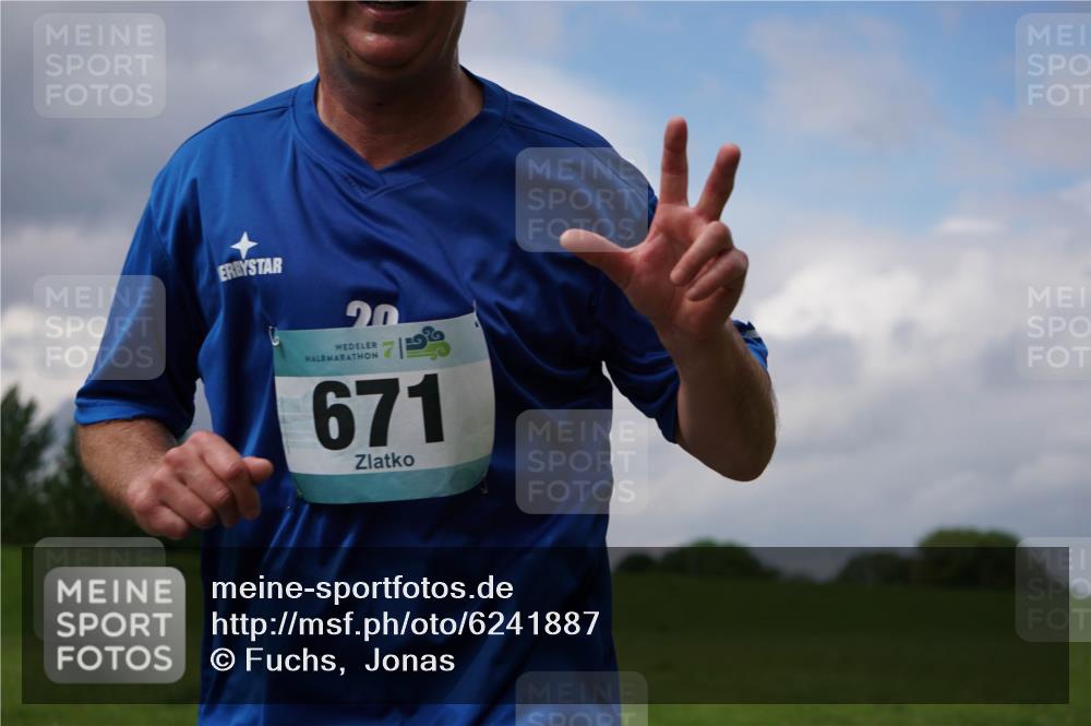 05.05.2024 - 7. Wedeler Halbmarathon Fuchs,  Jonas http://msf.ph/oto/6241887 05.05.2024 12:01:44 Laufen 20, 671 meine-sportfotos.de