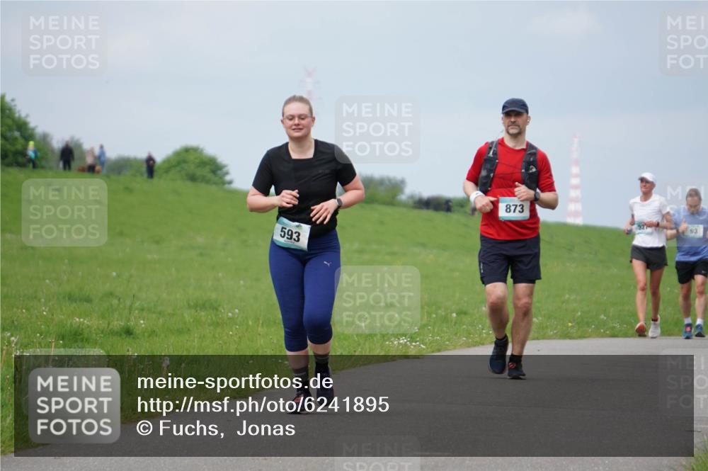 05.05.2024 - 7. Wedeler Halbmarathon Fuchs,  Jonas http://msf.ph/oto/6241895 05.05.2024 12:02:10 Laufen 593, 873, 93 meine-sportfotos.de