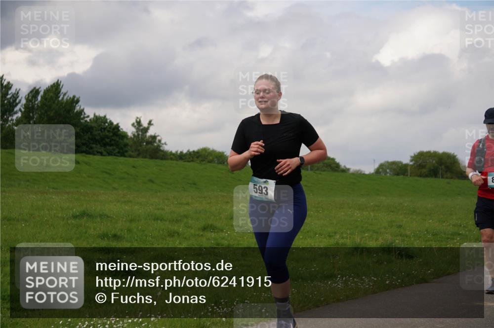 05.05.2024 - 7. Wedeler Halbmarathon Fuchs,  Jonas http://msf.ph/oto/6241915 05.05.2024 12:02:20 Laufen 593, 8 meine-sportfotos.de