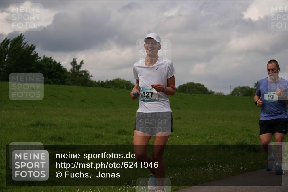 05.05.2024 - 7. Wedeler Halbmarathon Fuchs,  Jonas http://msf.ph/oto/6241946 05.05.2024 12:02:33 Laufen 327, 93 meine-sportfotos.de