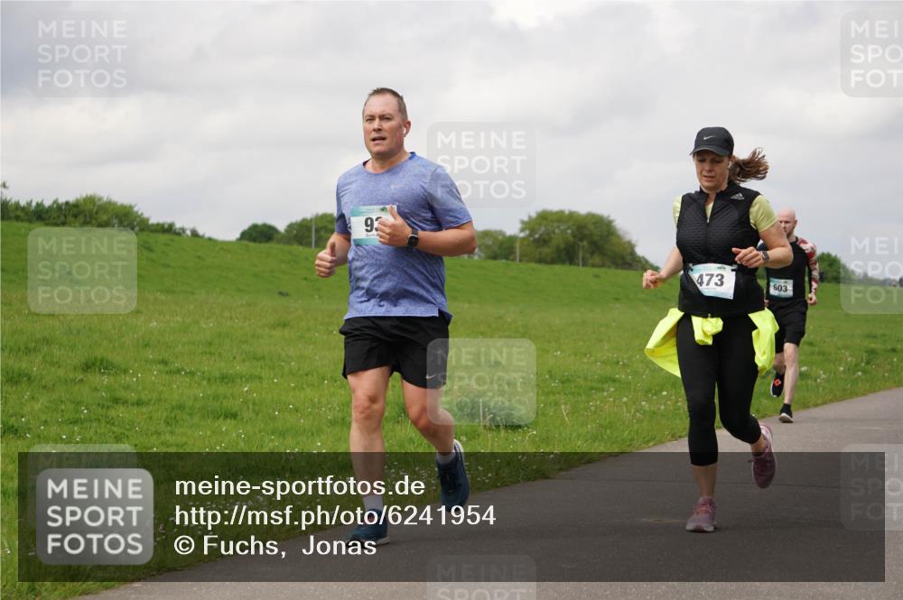 05.05.2024 - 7. Wedeler Halbmarathon Fuchs,  Jonas http://msf.ph/oto/6241954 05.05.2024 12:02:34 Laufen 93, 473, 603 meine-sportfotos.de