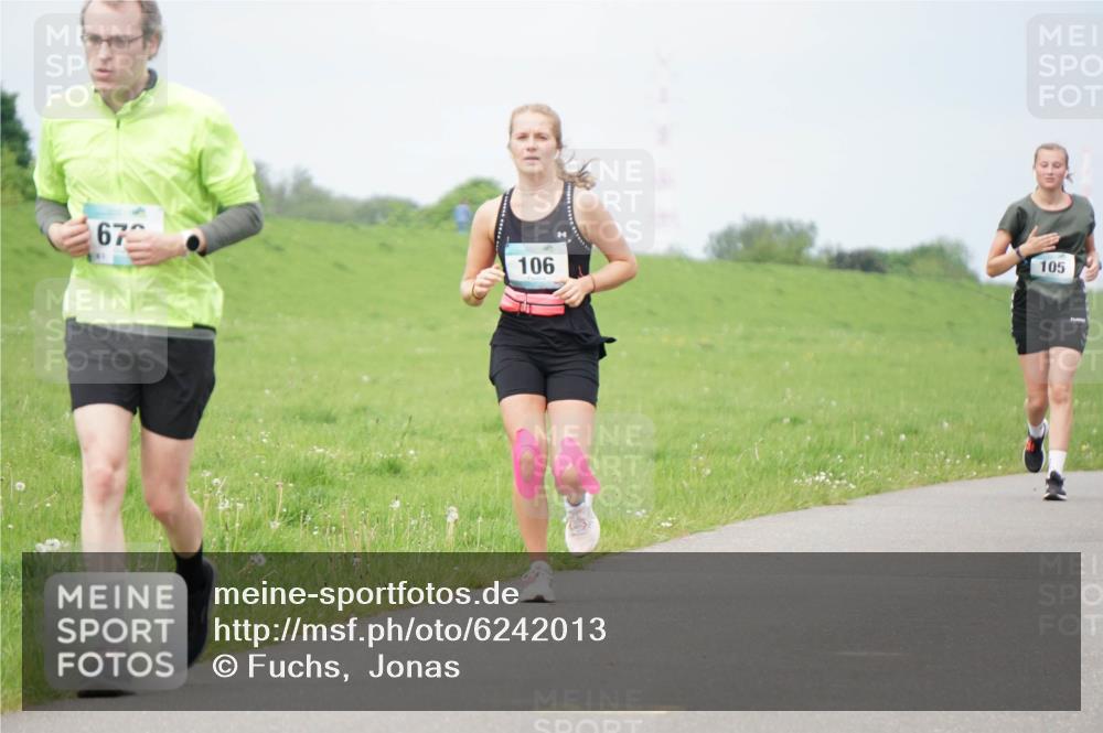 05.05.2024 - 7. Wedeler Halbmarathon Fuchs,  Jonas http://msf.ph/oto/6242013 05.05.2024 12:02:47 Laufen 67, 106, 105 meine-sportfotos.de