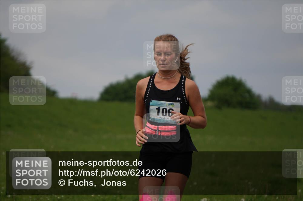 05.05.2024 - 7. Wedeler Halbmarathon Fuchs,  Jonas http://msf.ph/oto/6242026 05.05.2024 12:02:51 Laufen 106 meine-sportfotos.de