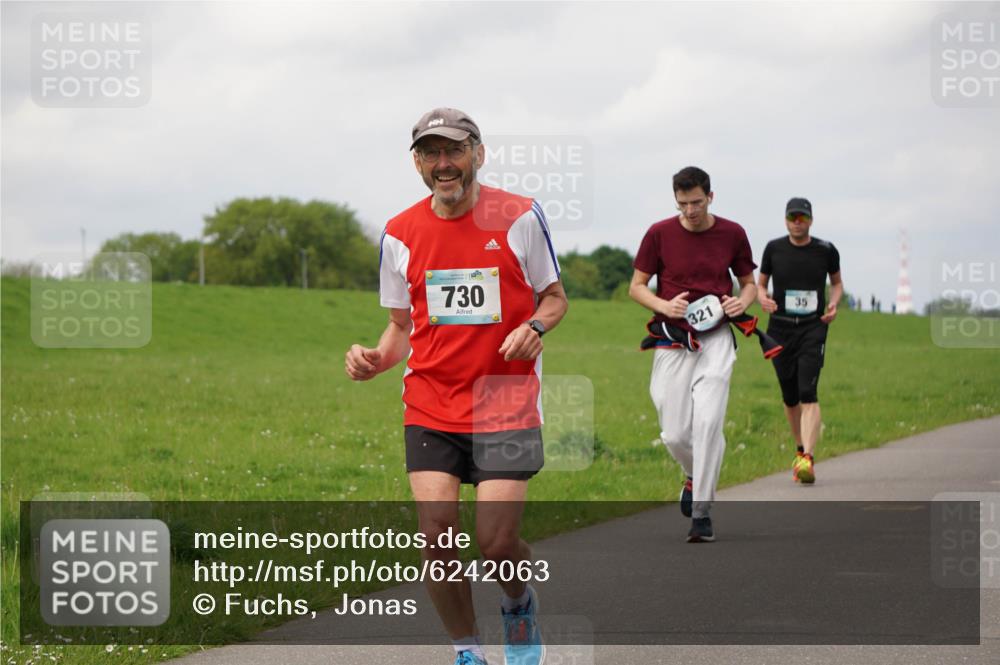 05.05.2024 - 7. Wedeler Halbmarathon Fuchs,  Jonas http://msf.ph/oto/6242063 05.05.2024 12:03:06 Laufen 730, 321, 35 meine-sportfotos.de