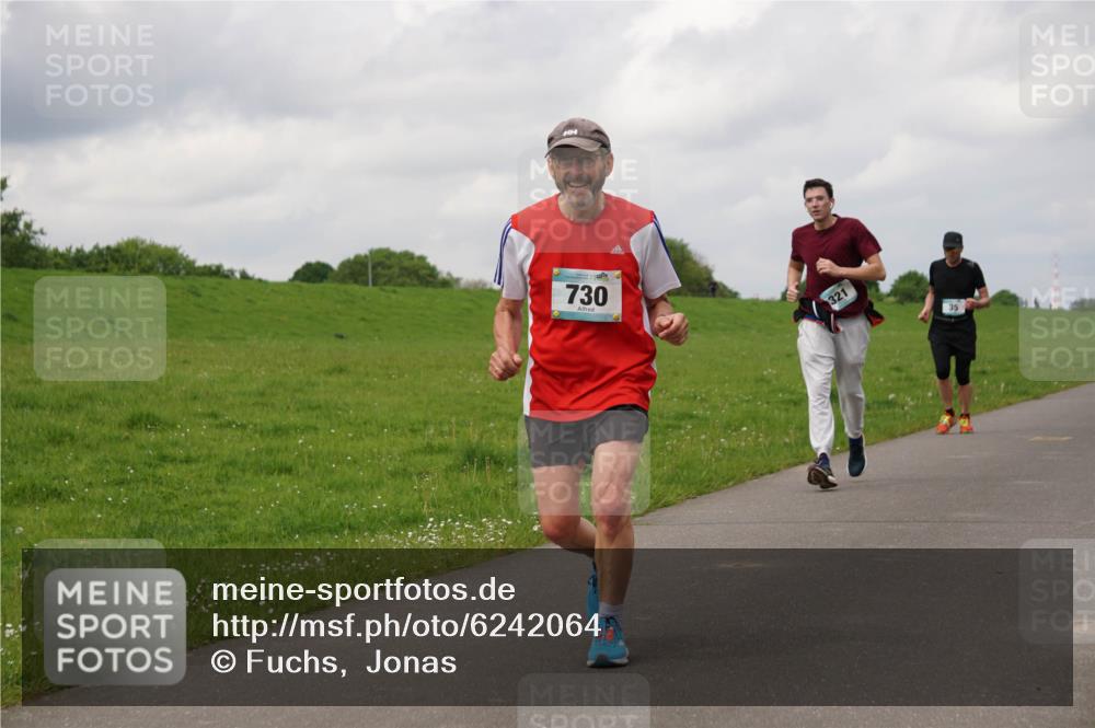 05.05.2024 - 7. Wedeler Halbmarathon Fuchs,  Jonas http://msf.ph/oto/6242064 05.05.2024 12:03:07 Laufen 730, 321, 35 meine-sportfotos.de