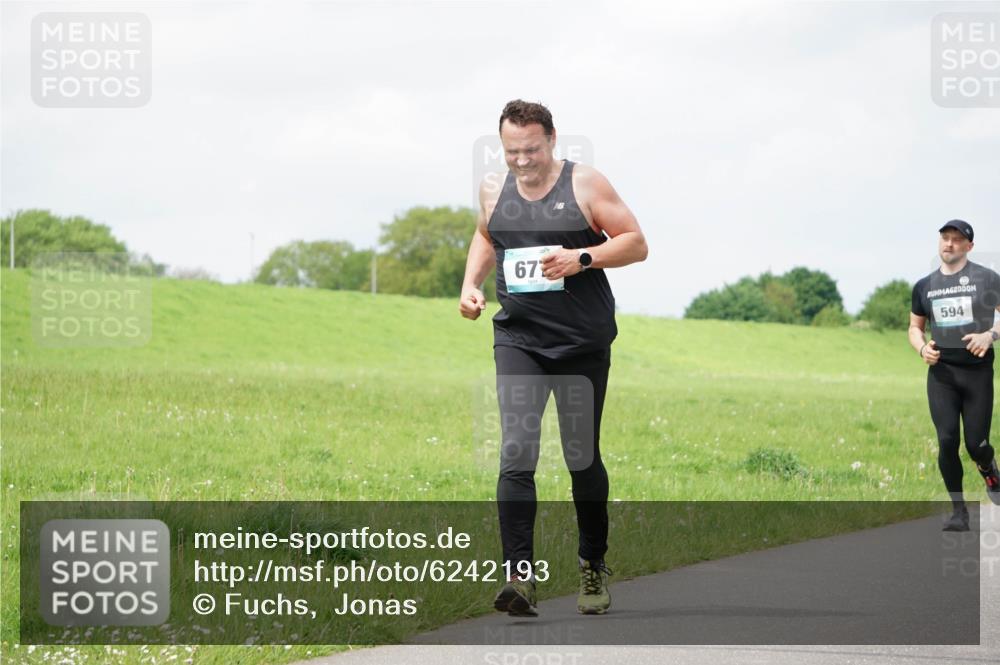 05.05.2024 - 7. Wedeler Halbmarathon Fuchs,  Jonas http://msf.ph/oto/6242193 05.05.2024 12:03:48 Laufen 67, 594 meine-sportfotos.de
