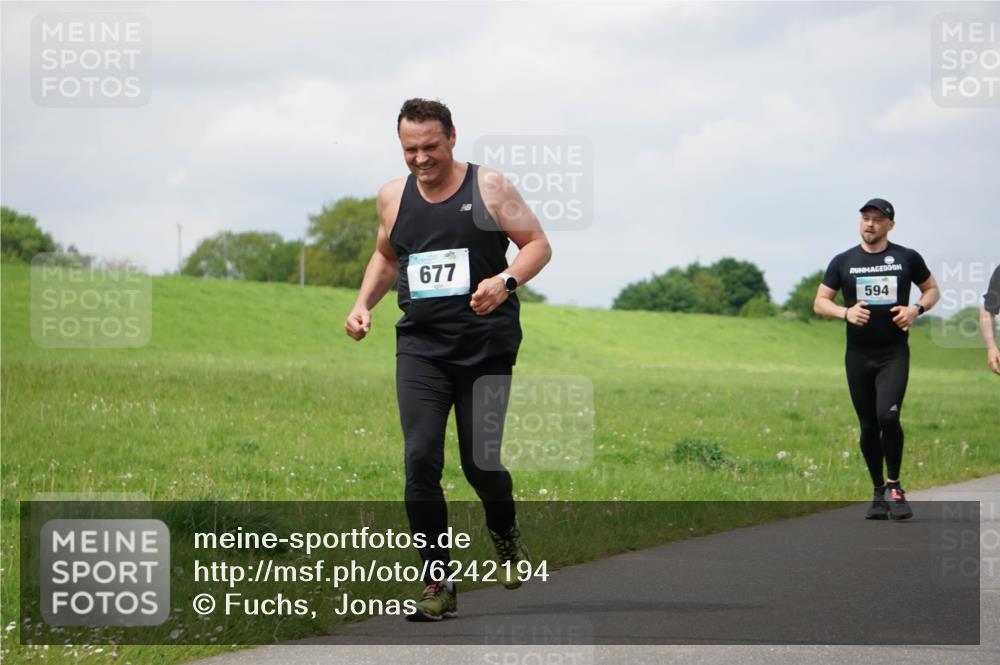 05.05.2024 - 7. Wedeler Halbmarathon Fuchs,  Jonas http://msf.ph/oto/6242194 05.05.2024 12:03:49 Laufen 677, 594 meine-sportfotos.de