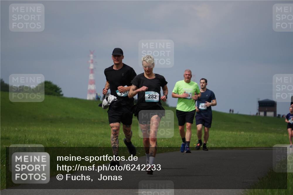 05.05.2024 - 7. Wedeler Halbmarathon Fuchs,  Jonas http://msf.ph/oto/6242233 05.05.2024 12:03:57 Laufen 200, 282, 583 meine-sportfotos.de