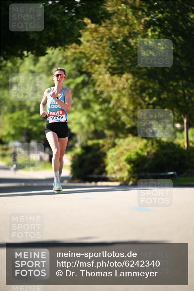 08.06.2024 - REWE Women's Run Dr. Thomas Lammeyer http://msf.ph/oto/6242340 09.06.2024 09:13:24 Laufen 10749 meine-sportfotos.de