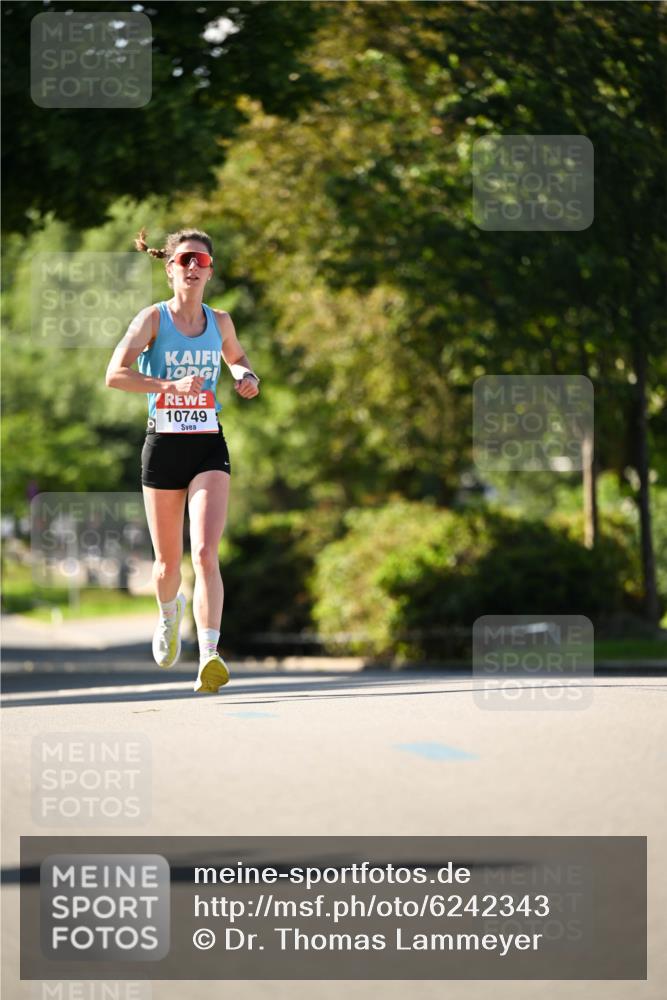 08.06.2024 - REWE Women's Run Dr. Thomas Lammeyer http://msf.ph/oto/6242343 09.06.2024 09:13:25 Laufen 10749 meine-sportfotos.de