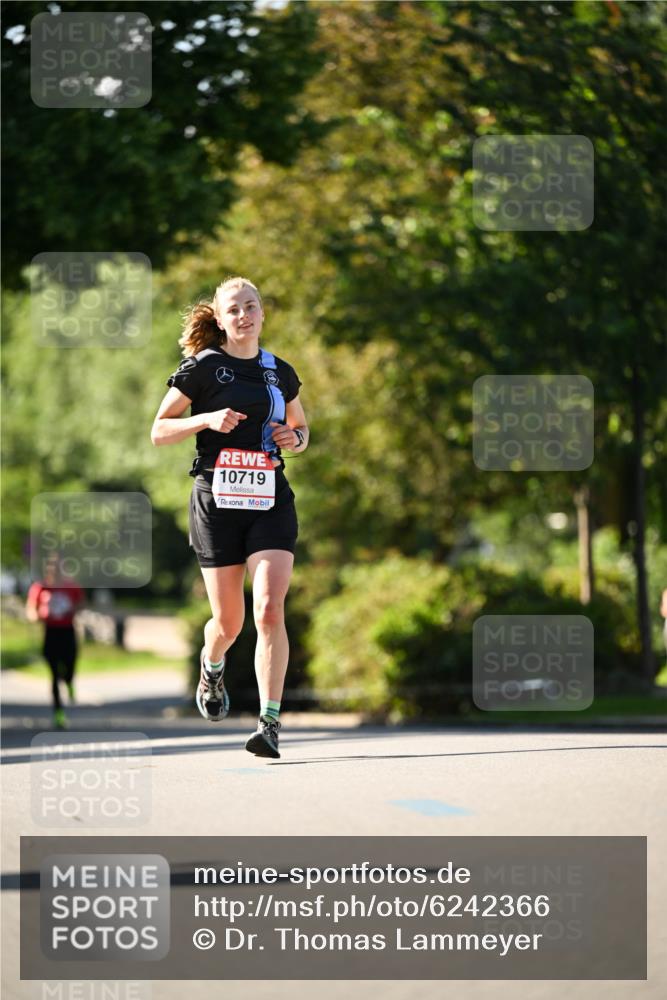 08.06.2024 - REWE Women's Run Dr. Thomas Lammeyer http://msf.ph/oto/6242366 09.06.2024 09:13:53 Laufen 10719 meine-sportfotos.de