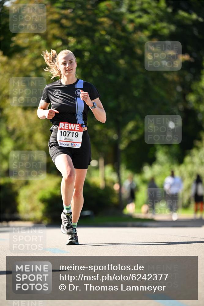08.06.2024 - REWE Women's Run Dr. Thomas Lammeyer http://msf.ph/oto/6242377 09.06.2024 09:13:54 Laufen 10719 meine-sportfotos.de