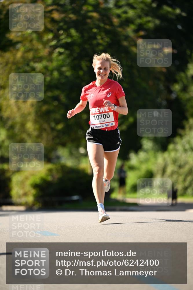 08.06.2024 - REWE Women's Run Dr. Thomas Lammeyer http://msf.ph/oto/6242400 09.06.2024 09:14:06 Laufen 10700 meine-sportfotos.de