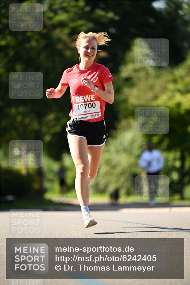 08.06.2024 - REWE Women's Run Dr. Thomas Lammeyer http://msf.ph/oto/6242405 09.06.2024 09:14:07 Laufen 10700 meine-sportfotos.de