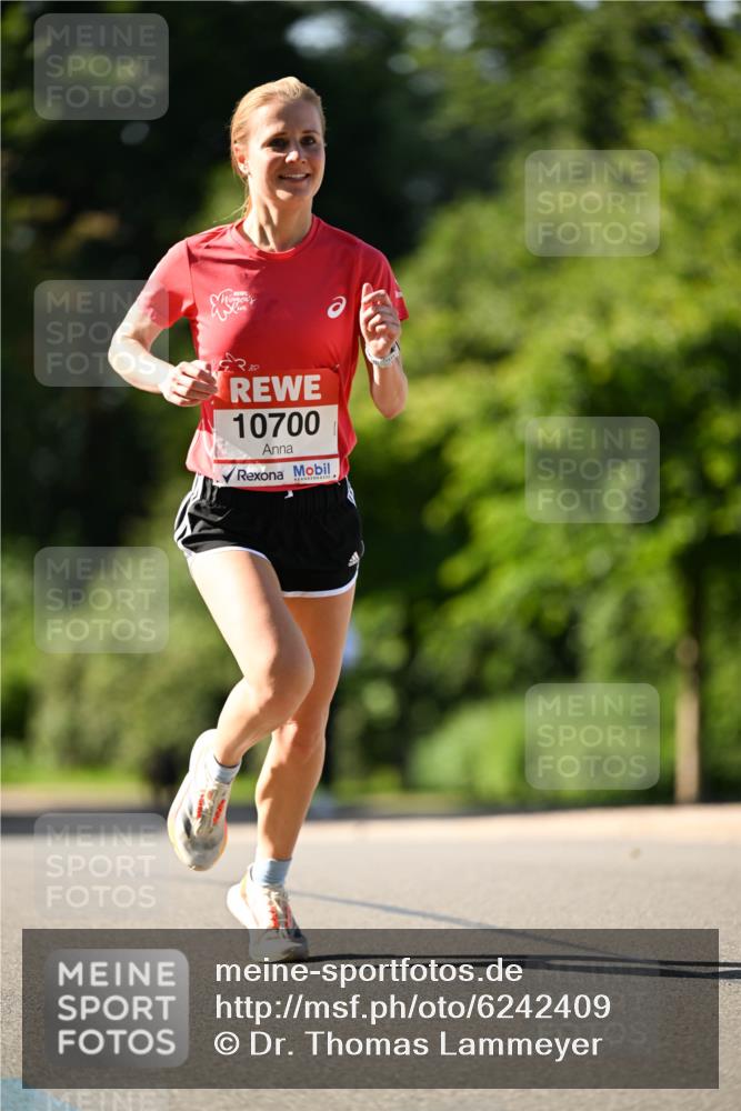 08.06.2024 - REWE Women's Run Dr. Thomas Lammeyer http://msf.ph/oto/6242409 09.06.2024 09:14:07 Laufen 10700 meine-sportfotos.de