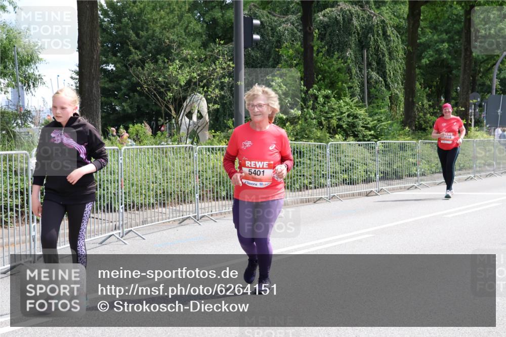 08.06.2024 - REWE Women's Run Strokosch-Dieckow http://msf.ph/oto/6264151 09.06.2024 11:07:52 Laufen 5401 meine-sportfotos.de