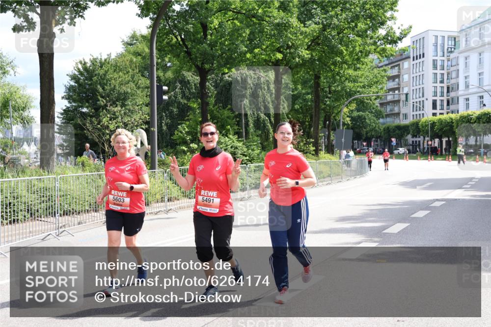 08.06.2024 - REWE Women's Run Strokosch-Dieckow http://msf.ph/oto/6264174 09.06.2024 11:08:07 Laufen 5603, 5491 meine-sportfotos.de