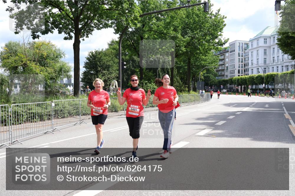 08.06.2024 - REWE Women's Run Strokosch-Dieckow http://msf.ph/oto/6264175 09.06.2024 11:08:08 Laufen 5603, 5491 meine-sportfotos.de