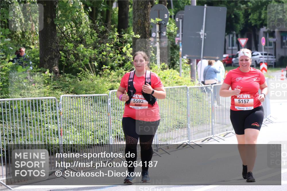 08.06.2024 - REWE Women's Run Strokosch-Dieckow http://msf.ph/oto/6264187 09.06.2024 11:08:25 Laufen 5592, 5157 meine-sportfotos.de