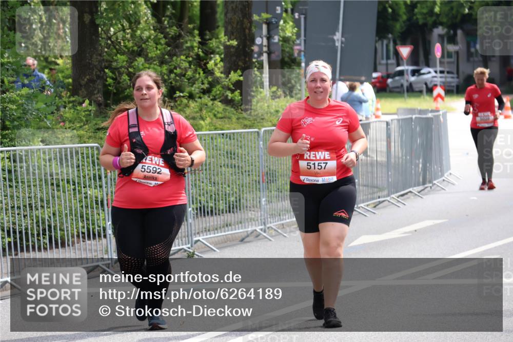 08.06.2024 - REWE Women's Run Strokosch-Dieckow http://msf.ph/oto/6264189 09.06.2024 11:08:27 Laufen 5592, 5157 meine-sportfotos.de