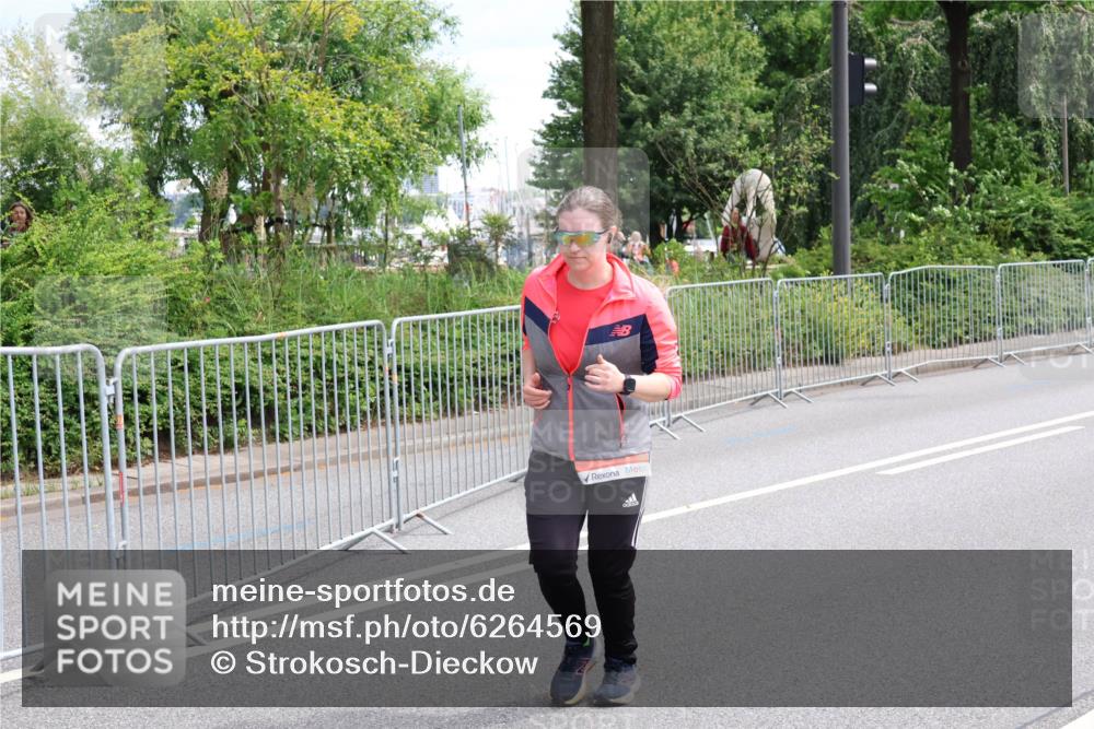08.06.2024 - REWE Women's Run Strokosch-Dieckow http://msf.ph/oto/6264569 09.06.2024 11:03:30 Laufen  meine-sportfotos.de