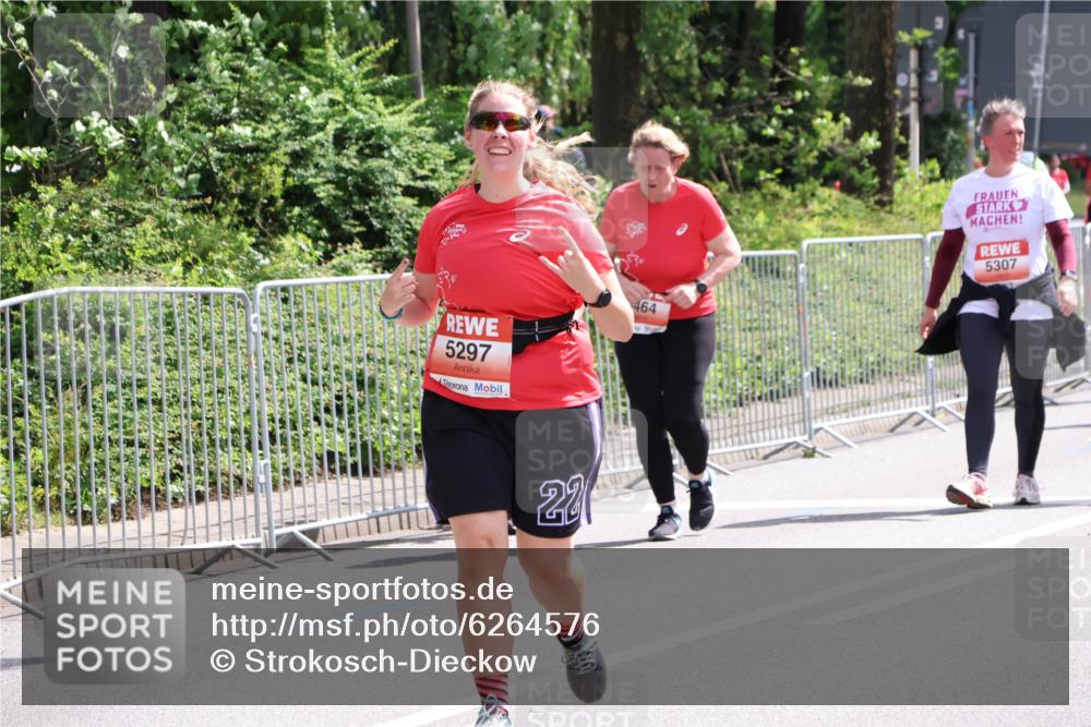 08.06.2024 - REWE Women's Run Strokosch-Dieckow http://msf.ph/oto/6264576 09.06.2024 11:03:38 Laufen 5297, 464, 22, 5307 meine-sportfotos.de