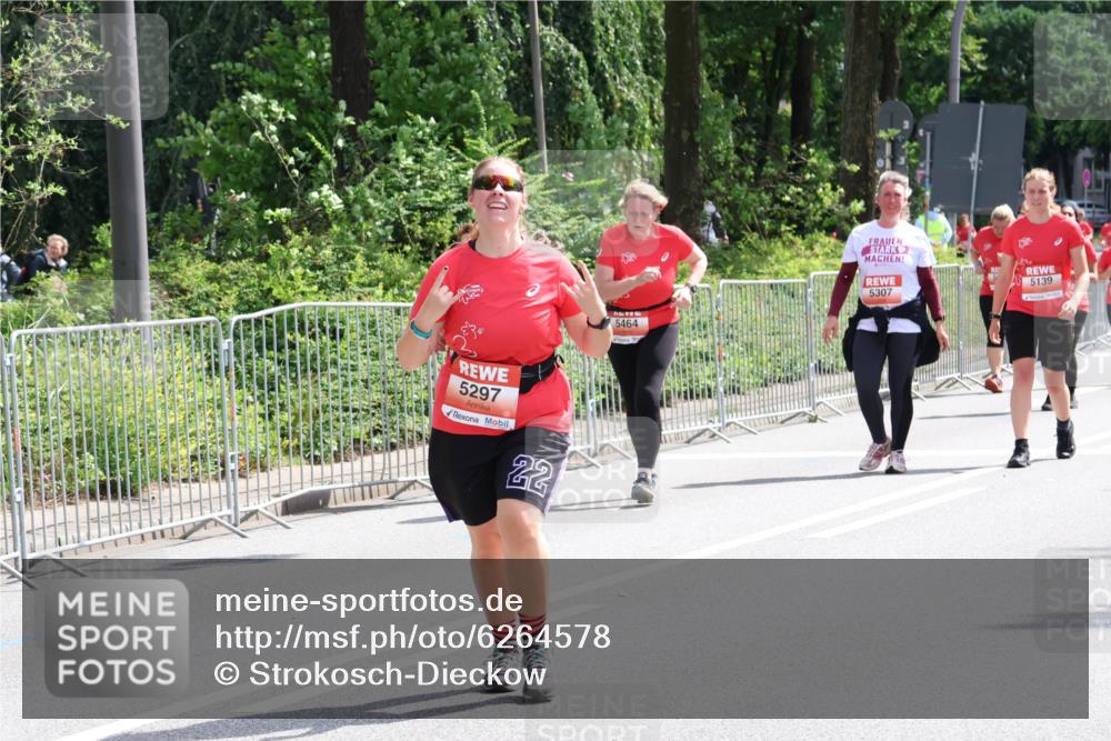 08.06.2024 - REWE Women's Run Strokosch-Dieckow http://msf.ph/oto/6264578 09.06.2024 11:03:38 Laufen 5297, 5464, 5307, 5139 meine-sportfotos.de