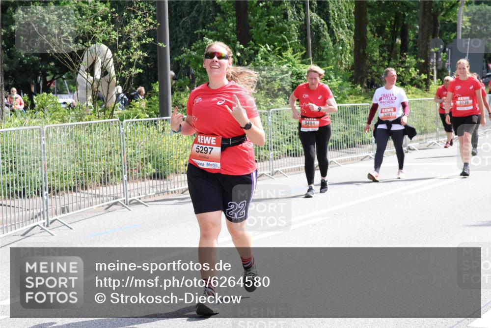 08.06.2024 - REWE Women's Run Strokosch-Dieckow http://msf.ph/oto/6264580 09.06.2024 11:03:40 Laufen 5297, 22, 5464, 5139, 5307 meine-sportfotos.de