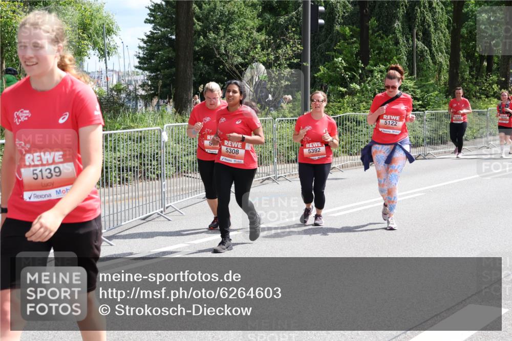 08.06.2024 - REWE Women's Run Strokosch-Dieckow http://msf.ph/oto/6264603 09.06.2024 11:03:50 Laufen 5139, 5308, 5392, 5122 meine-sportfotos.de