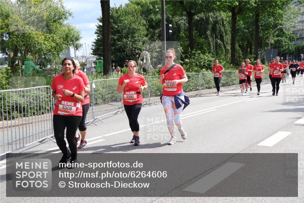 08.06.2024 - REWE Women's Run Strokosch-Dieckow http://msf.ph/oto/6264606 09.06.2024 11:03:51 Laufen 5308, 5392, 5122, 5193 meine-sportfotos.de